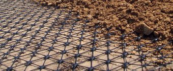 GEOMALLAS TriAx – Prefanicsa